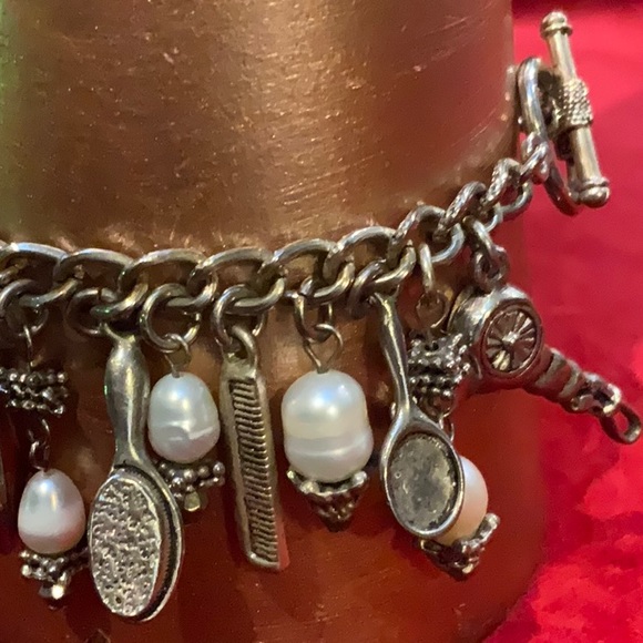 ARTIST MADE HAIRDRESSER THEME CHARM BRACELET W/SILVER COMB MIRROR DRYER SCISSORS - Picture 6 of 7